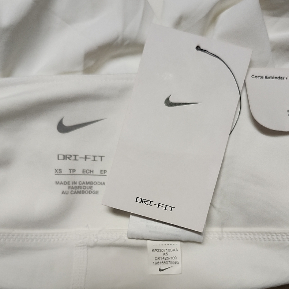 NWT Nike Womens Dri-FIT 17" Long Flowy Golf Skirt Skort | White | XS | MSRP $75 - Picture 11 of 15